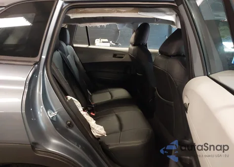 2025 Toyota Corolla Cross L z USA, uszkodzony, nr VIN 7MUAAABG5SV124837